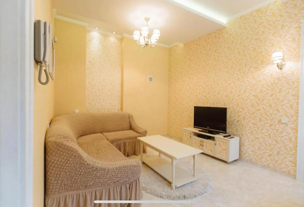 Central Lviv House Apartment